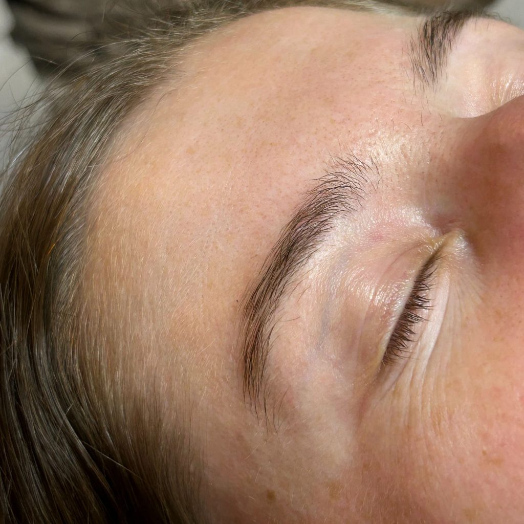 Brow lamination la bella vita